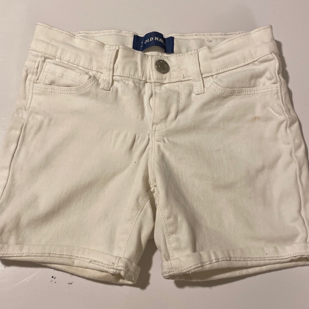 Old Navy white shorts